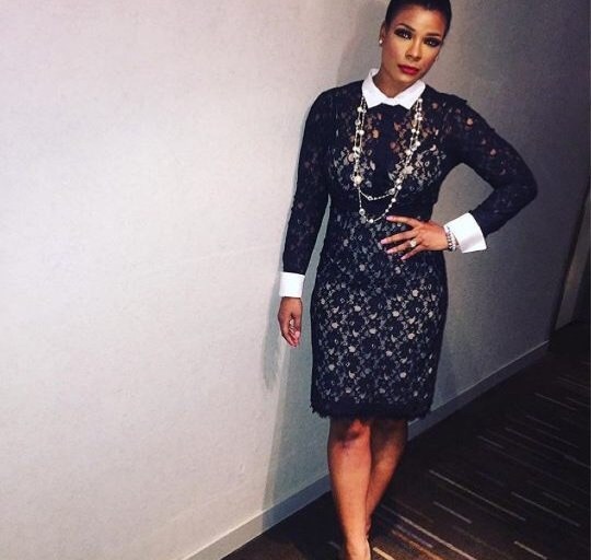Steal: Syleena Johnson’s BCBG Max Azria Black Olga Fitted Lace Shift Dress