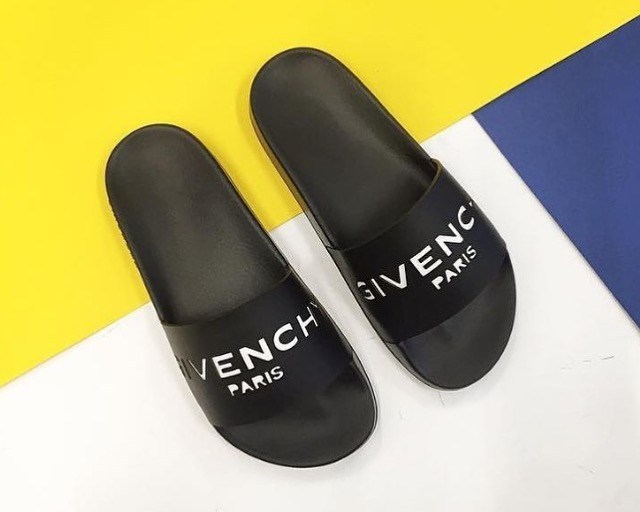Bomb Product of the Day: Givenchy Logo Slide Sandals