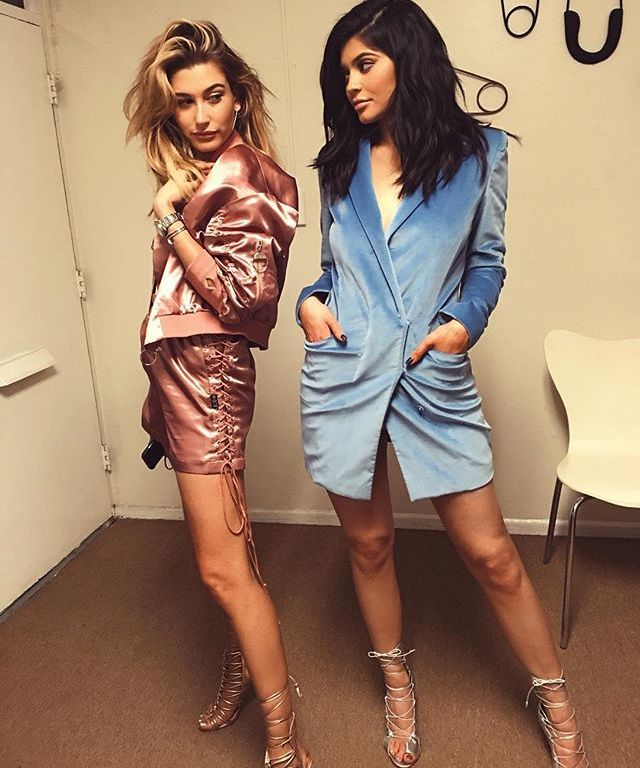 Splurge: Kylie Jenner’s Instagram Barbara Bui Pre-Fall 2016 Blue Blazer Mini Dress and Monika Chiang Vesta Sandals in Silver Mesh Calf