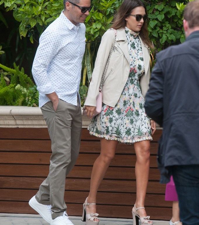 Splurge: Jessica Alba’s Culina Modern Italian Dior Diorama 1 Sunglasses, alice + olivia Tari Floral Embroidered Dress, and Saint Laurent Candy Leather Platform Sandals