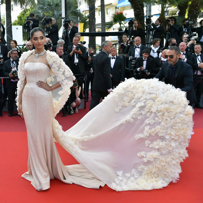 Hot or Hmm: Sonam Kapoor’s Cannes Film Festival’s Ralph and Russo Spring ’16 Blush Dress