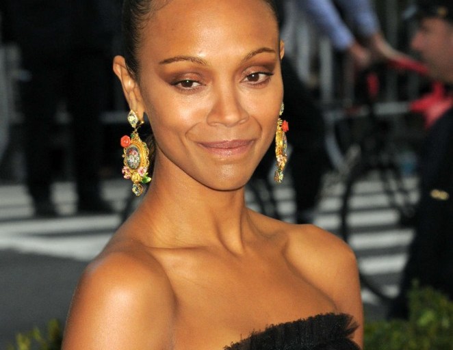 2016 Met Gala Beauty: Zoe Saldana’s Chromatic Makeup Look by Vera Steimberg for Charlotte Tilbury Beauty