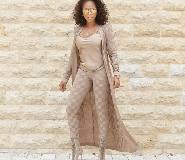 The Fab List: 25 Times Celebrities Rocked the Duster Coat Trend + How Do You Wear It?