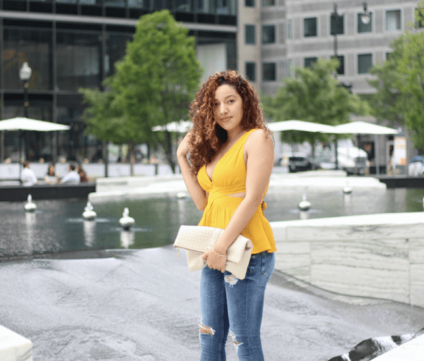 Fashion Bombshell of the Day: Leyla from D.C.