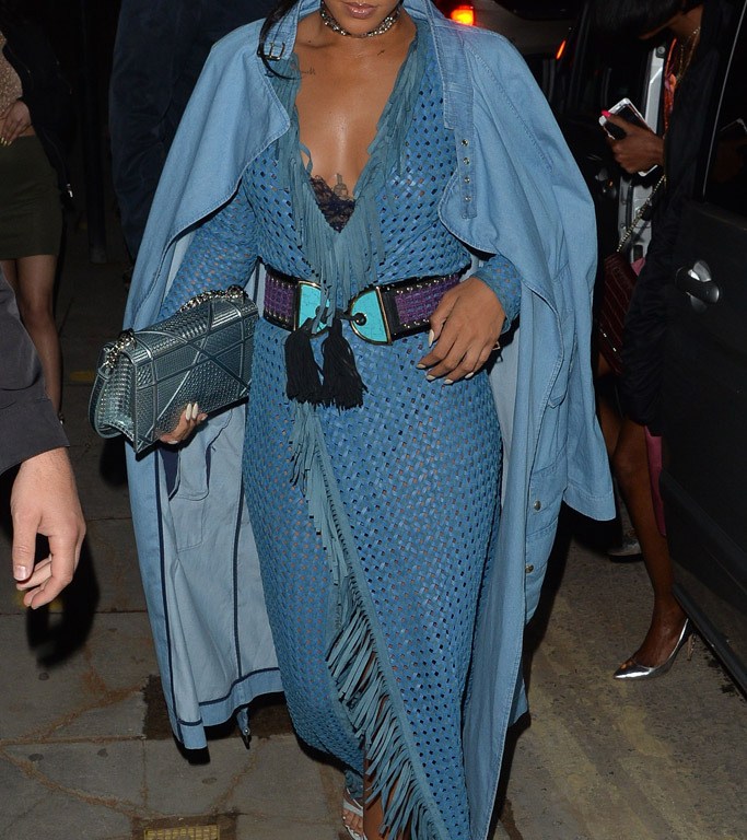 Hot! or Hmm: Rihanna’s London Balmain Resort 17′ Blue Dress and DSquared2 Heels