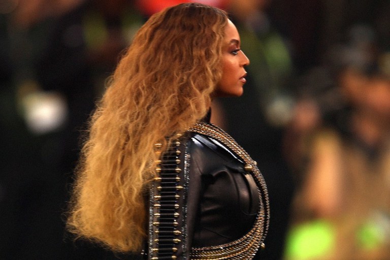 Beyonce Makes a Statement on #BlackLivesMatter and the Murders of Alton Sterling and Philando Castile