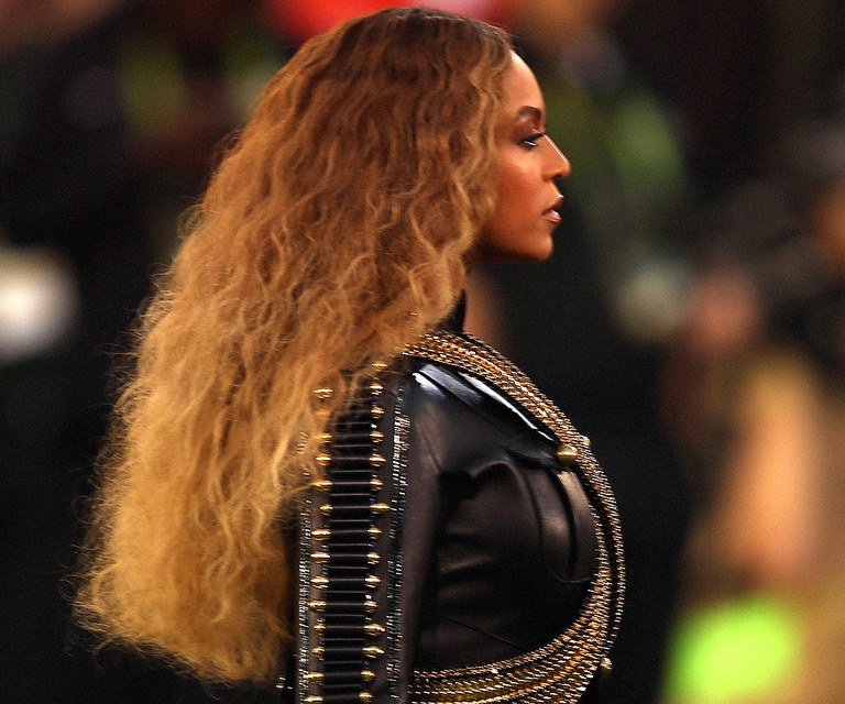 Beyonce Makes a Statement on #BlackLivesMatter and the Murders of Alton Sterling and Philando Castile