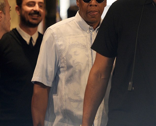 Men’s Fashion Flash: Jay Z’s Milan Givenchy Spring 2016 Christ Print Button Up Short Sleeve Shirt