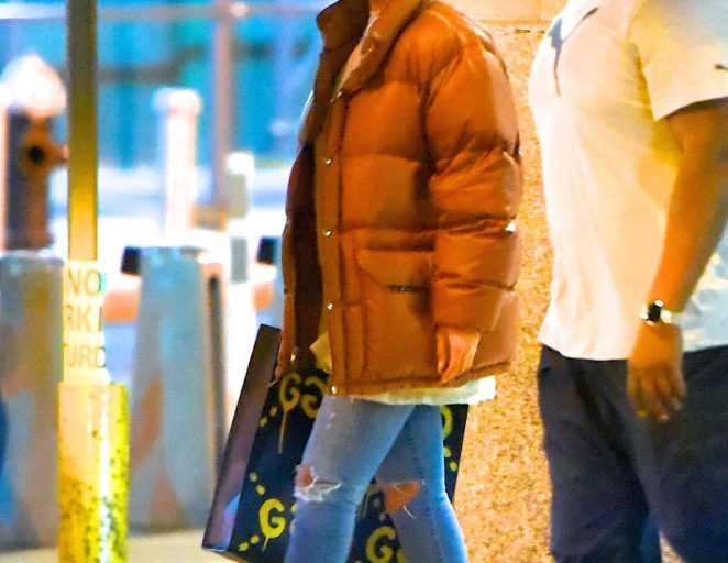 Splurge: Rihanna’s New York City Gucci Fall 2016 Black Leather GucciGhost Yellow Print Tote