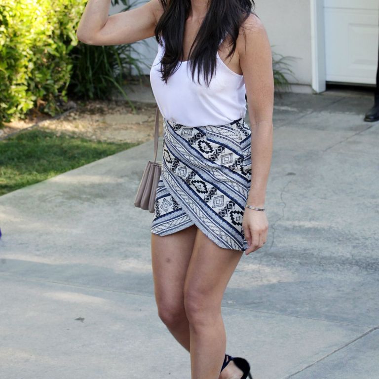 Steal: Olivia Munn’s Instyle and Jennifer Klein’s 2017 Indulgence Party Fifteen Twenty Printed Jacquard Double Angle Skirt