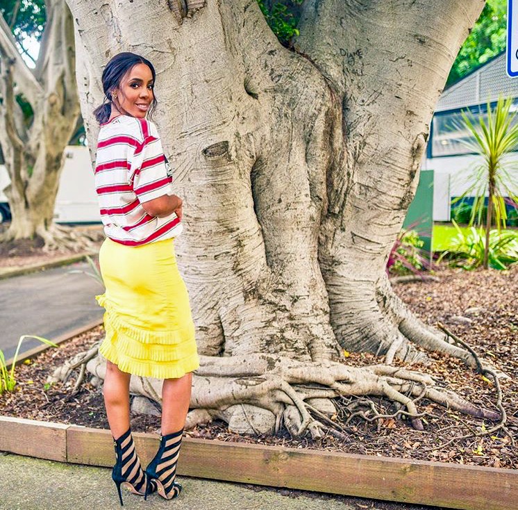 Splurge: Kelly Rowland’s Instagram Oscar Tiye Suede Asra Symmetrical Lines Open Toe Booties