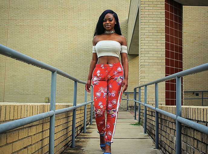 Fashion Bombshell of the Day: Melissa from Houston