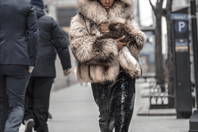 What To Wear to Winter New York Fashion Week (Shopping): Warm Coats, Comfortable Statement Shoes, and More!