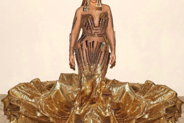 Beyoncé Wears A Custom Falguni Shane Peacock India Dress to the Wearable Art Gala Accompanied by Blue Ivy Wearing An Anna Kiki Dress