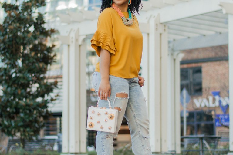 Fashion Bombshell of the Day: Majesty from Charlotte