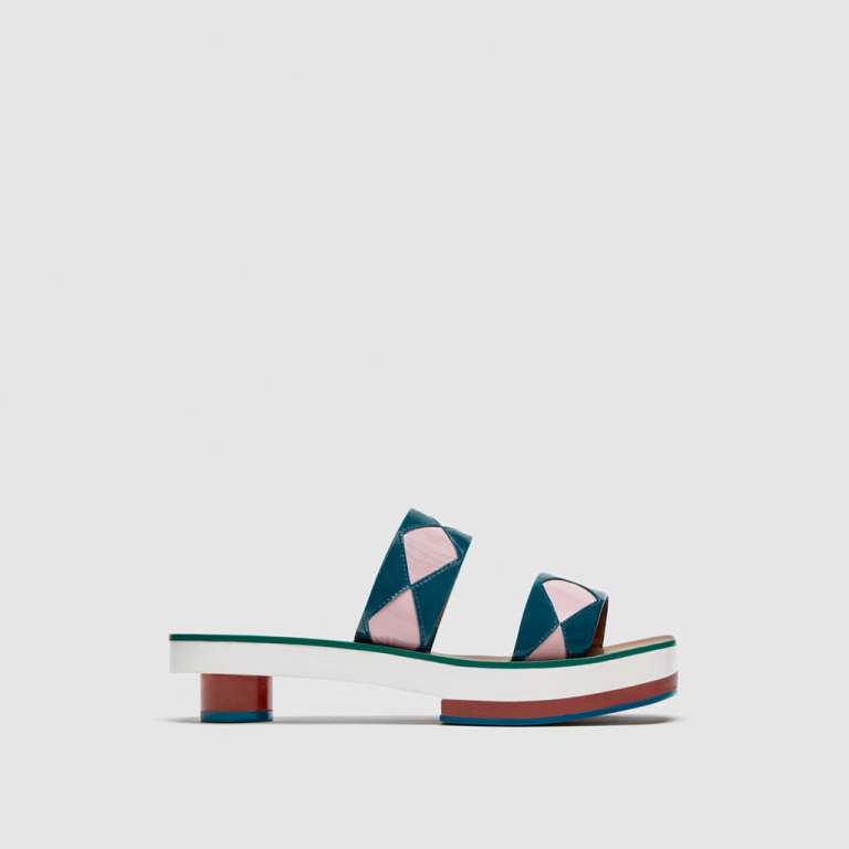 The Fab List: 10 Pairs of Flat Sandals You Should Add To Your Summer Wardrobe!