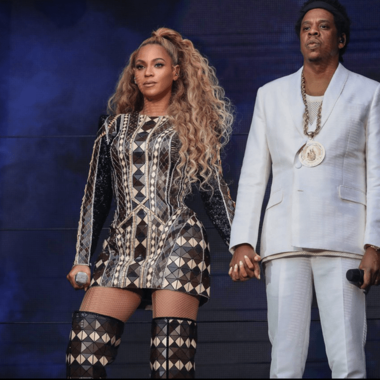 On The Run II Tour Hits Manchester: Beyoncé Looks Hot in Balmain, Custom LaRoxx, and More!