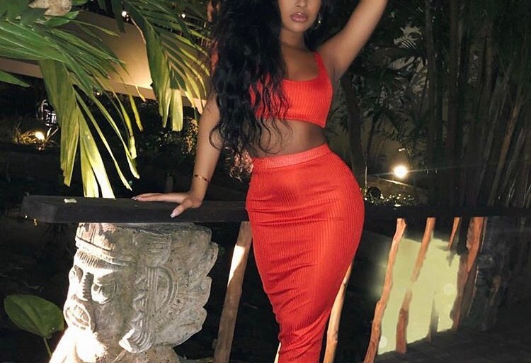 Taina Stunts in Fashion Nova’s Red ‘Nora’ Set!