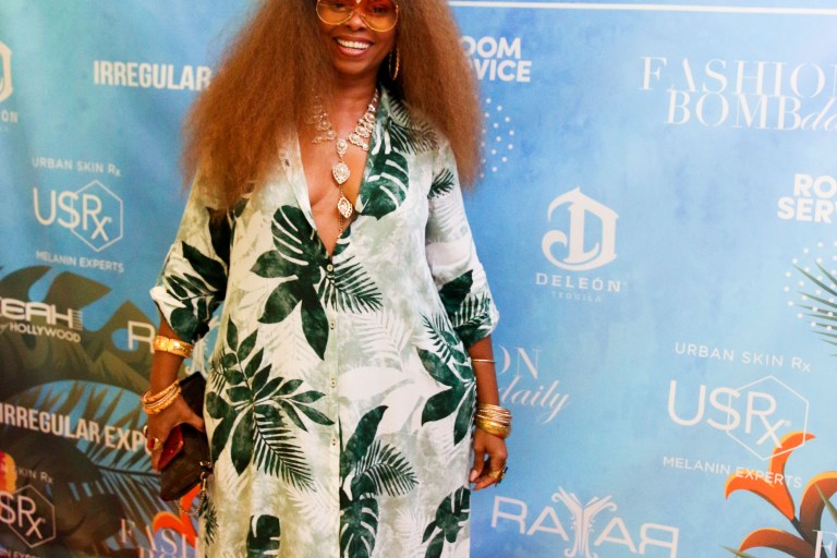 What to Wear to a Tropical Themed Party: Kaftans, Cocktails, and More as Worn By Guests at Convos with Claire LA