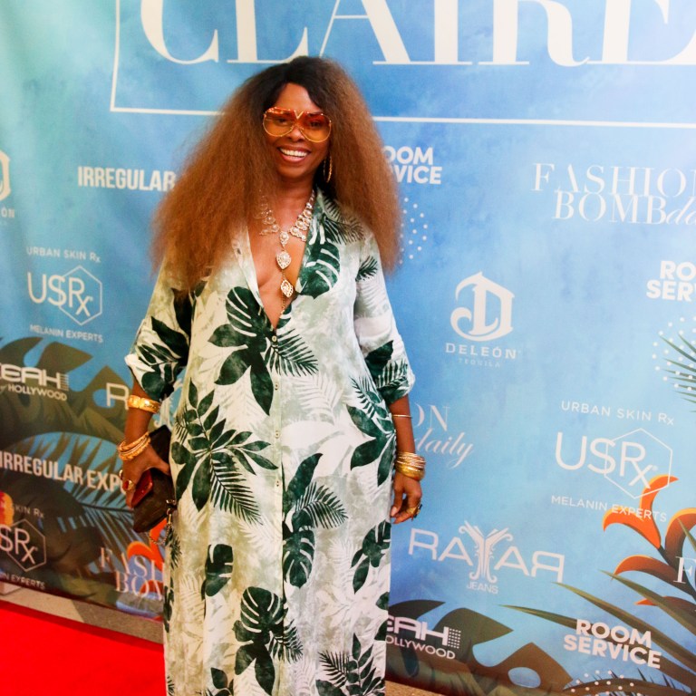 What to Wear to a Tropical Themed Party: Kaftans, Cocktails, and More as Worn By Guests at Convos with Claire LA