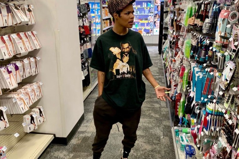 Teyana Taylor Shows Off Her Cozy Street Style in BeautyLifeFun Shop’s “Vampire in Brooklyn” Tee