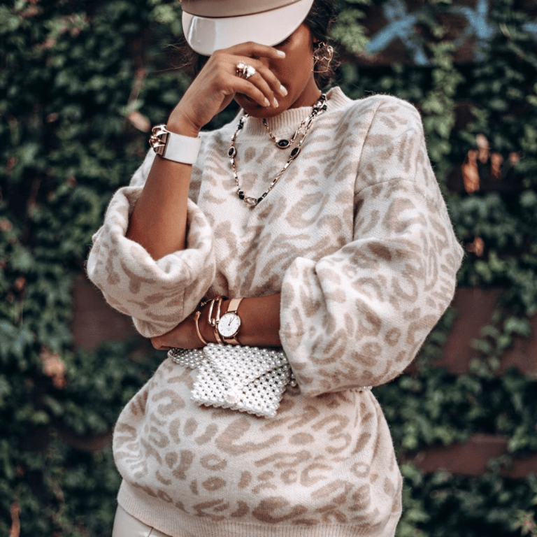 Bomb Accessories Trend: Pearl Bags