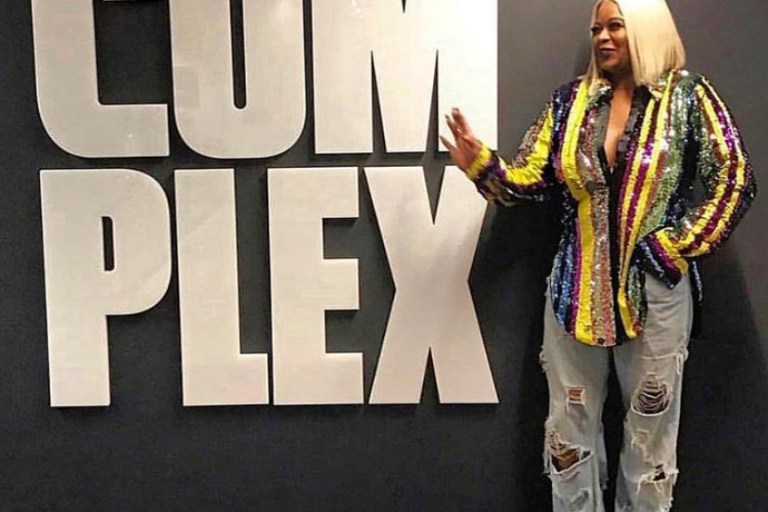 beautylifefunShop.com Bundle: Get this Sequin Top and Jeans and Get a Bomb Box!