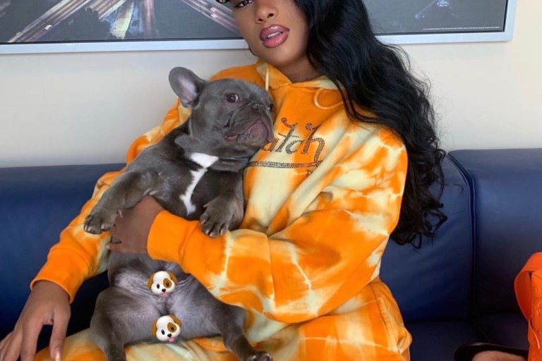 Make a fashion statement: 4 ways to adapt clothing with your own designs