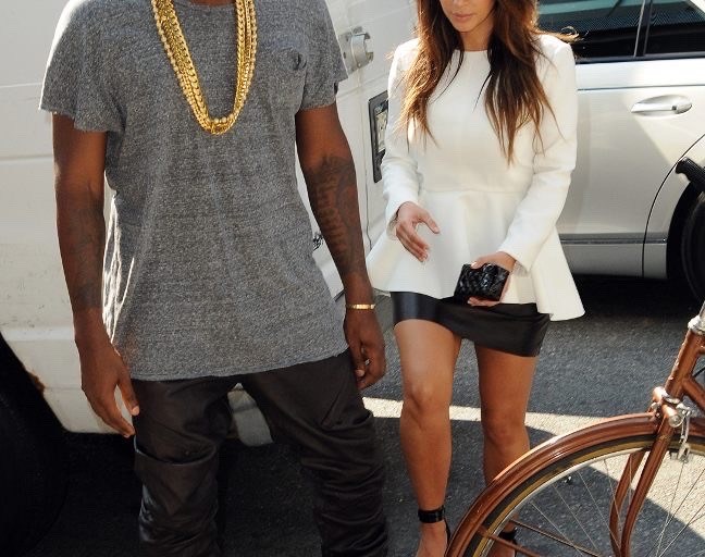 Countdown to Enter the iamJumpManOfficial #REALLY Contest to Win 1 of 2 Pairs of Retro Air Jordans !