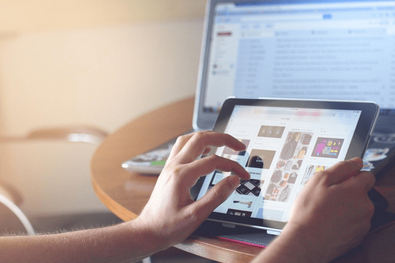 How to Sell Clothes and Accessories Online