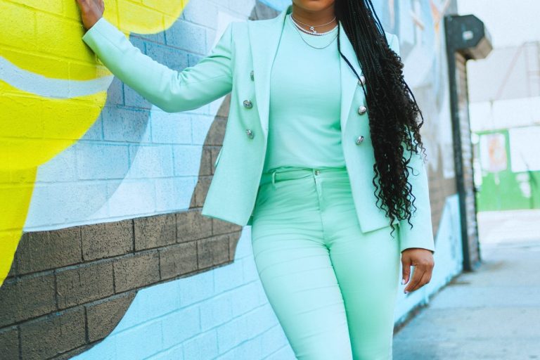 Make Cash from Your Closet with Poshmark + Shop Claire’s Closet!