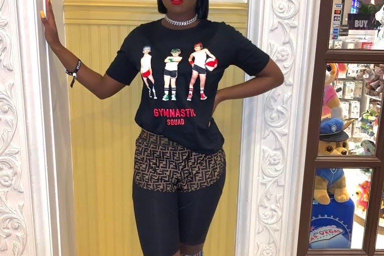 Fashion Bombshell of the Day: Naya from Virginia