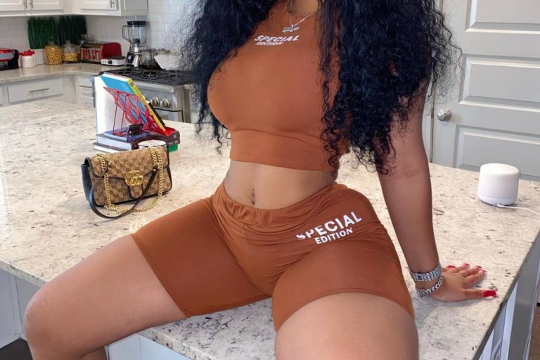 LightSkinKeisha Spotted Chilling in a Special Edition Fashion Nova Set
