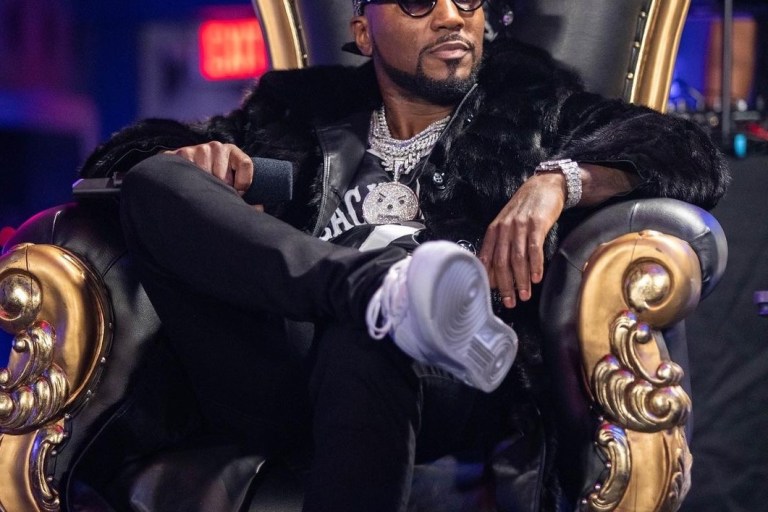 Jeezy wears Custom Black Mink Coat from The Fur and Leather Centre, Air Force Ones, and a Black Mafia Family Jersey by Exclusive Game for Verzuz Battle with Gucci Mane + His Almighty Black Dollar Video Fashion Credits