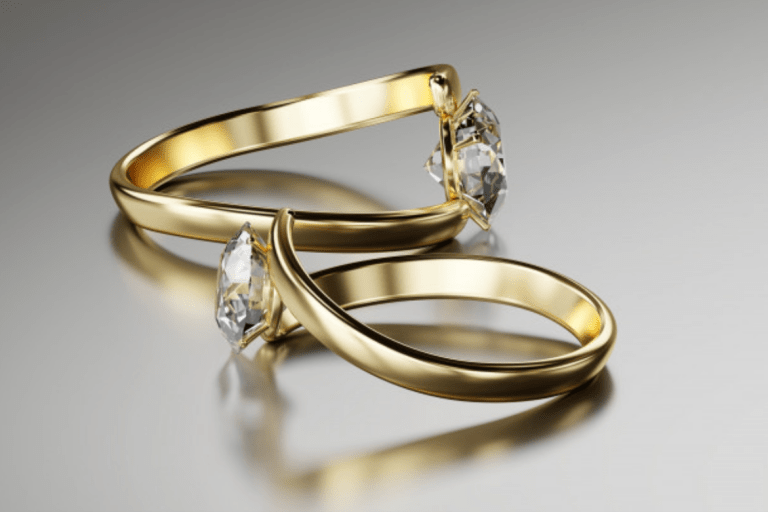 Surprise your loved one with a unique engagement ring!