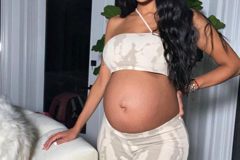 Erica Mena Shows Off Her Baby Bump in Fashion Nova Tie Dye Legging Set