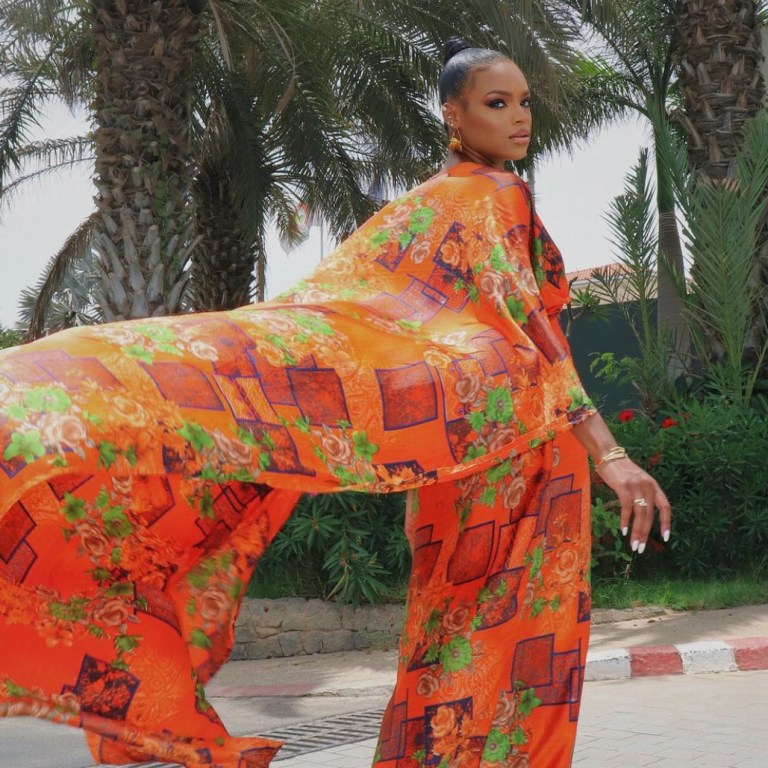 Bold Colors, Lines, and Empowerment: How Jellabiya is Revolutionizing Modern-Day Modest Fashion