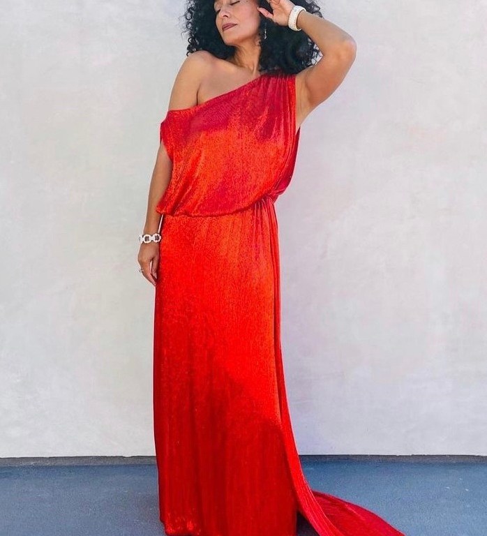 Tracee Ellis Ross Wears Valentino Couture Red Off-The-Shoulder Dress to the 2021 Emmys