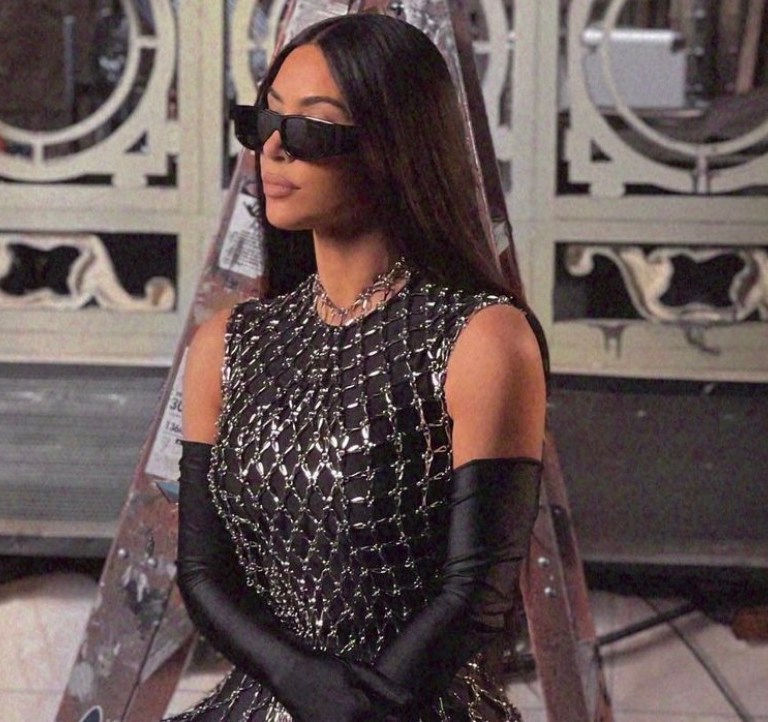 Kim Kardashian Wears Balenciaga Spring 2021 Chain Look for ‘Saturday Night Live’ Promotional Shoot