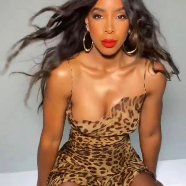 Kelly Rowland Stuns in Rat and Boa Leopard Print Dress and Jessica Rich Pumps