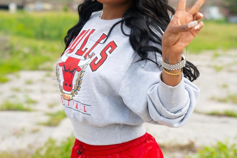 Dreezy Spied in Fashion Nova Grey NBA Bulls Graphic Cropped Sweatshirt