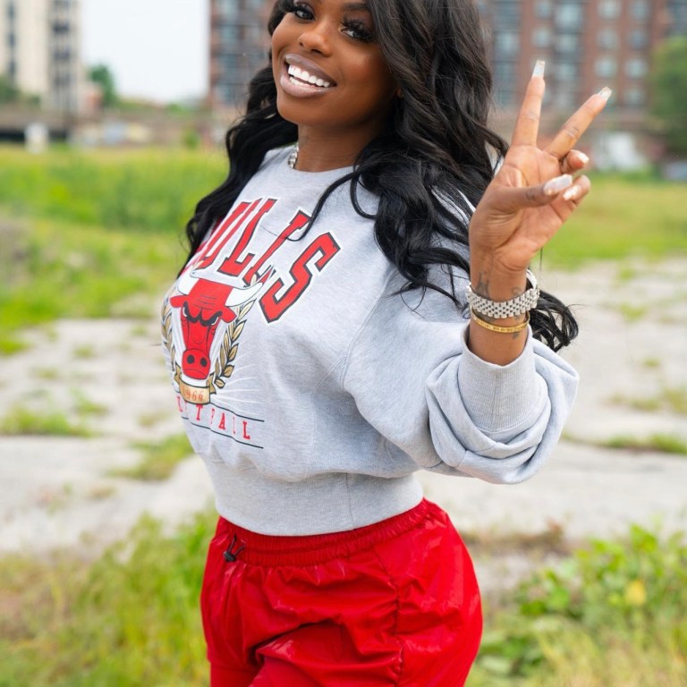 Dreezy Spied in Fashion Nova Grey NBA Bulls Graphic Cropped Sweatshirt