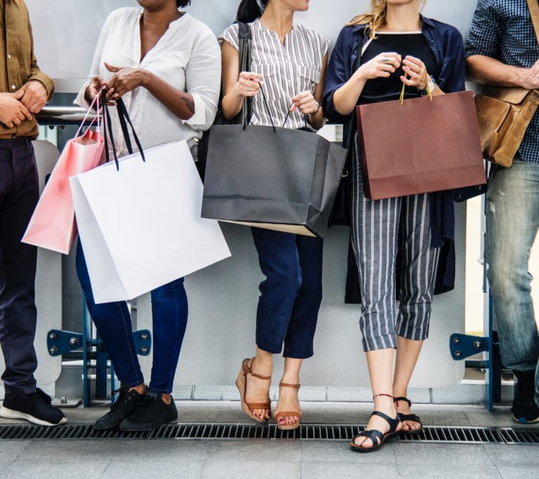 How to write an introduction for a fashion essay?