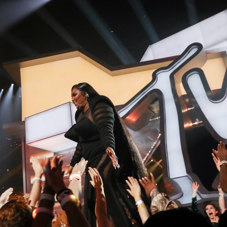 On TheStateofFashion.Bulletin.com: Lizzo Affirms that Curvy Girls Can Rock Couture at the 2022 MTV Video Music Awards