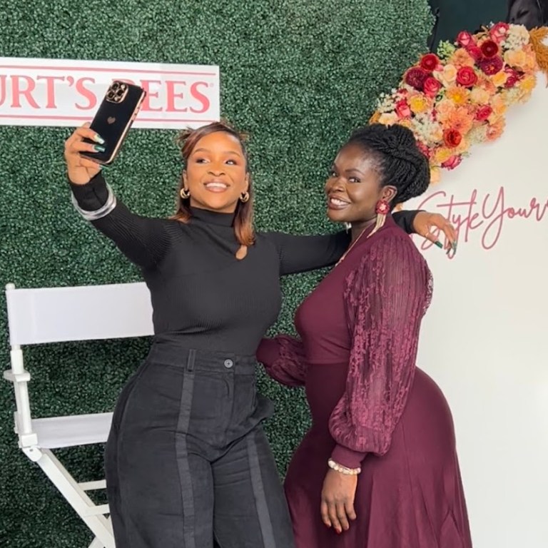 Burt’s Bees ‘Style Your Smile’ Ambush Makeover Series Celebrates Natural Beauty in the Heart of Los Angeles 