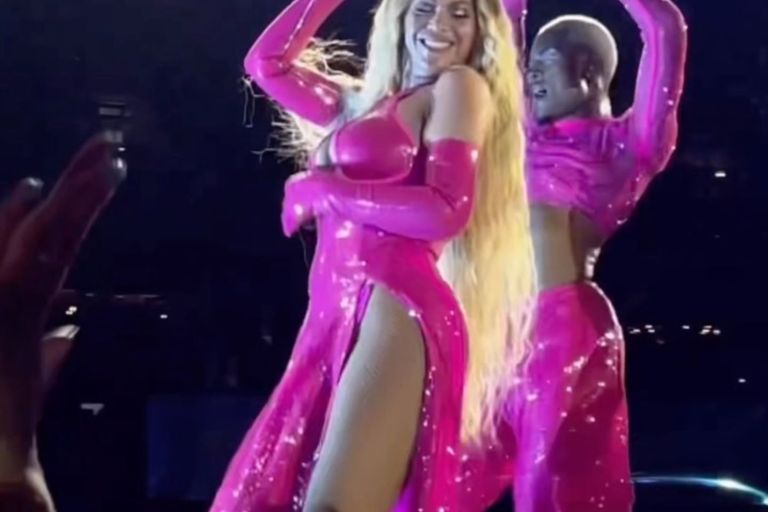 Beyoncé Revealed a Sparkly Hot Pink Ivy Park Dress While Performing in Amsterdam
