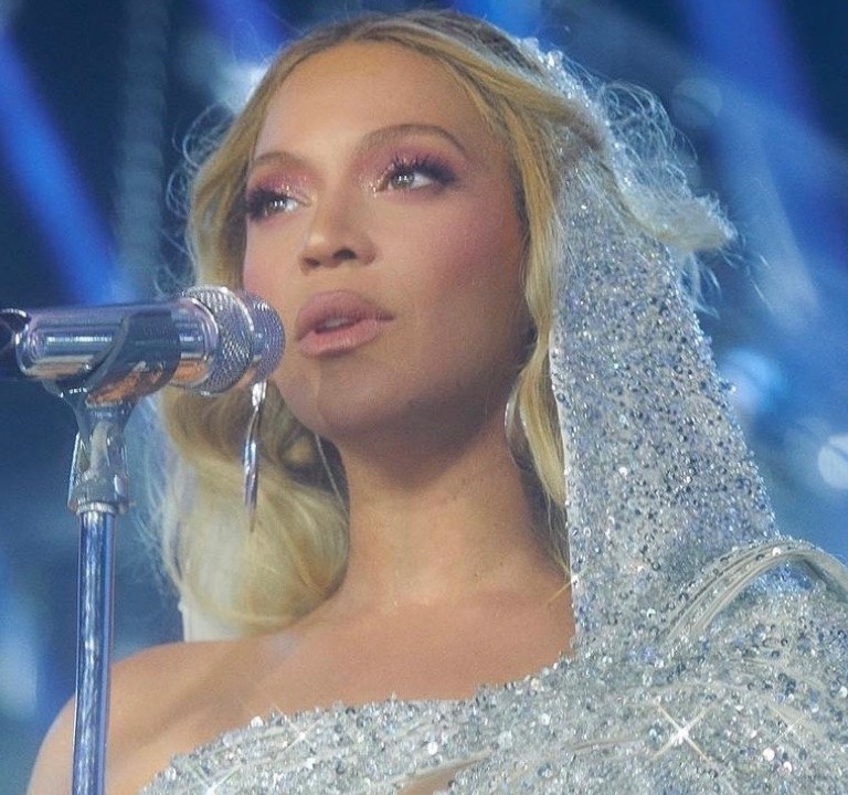 Bomb Beauty Product: The Details Behind the Sold-Out Setting Spray that Kept Beyonce’s Makeup Flawless During Her Renaissance Show in the Rain