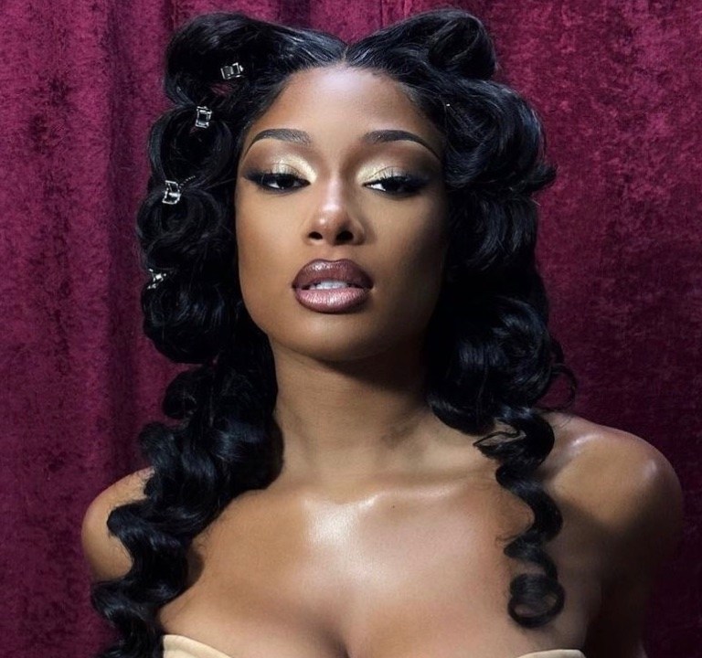 Bomb Beauty Moment: Megan Thee Stallion Posed Pretty in a Gold Shimmer Beauty Look For the ‘Gram