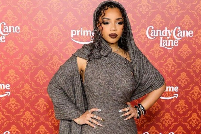 Chloe Bailey Wore a Heather Grey $450 Kwame Adusei Dress to the World Premiere of Amazon Prime’s “Candy Cane Lane”