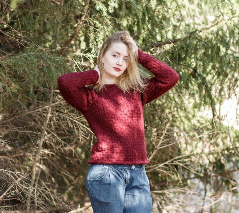 Beyond the Hoodie: Exploring DifferentSweatshirt Styles